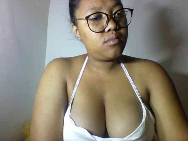 Sheilkahsexy webcam