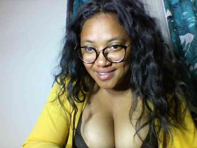 Sheilkahsexy webcam
