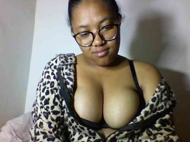 Sheilkahsexy webcam