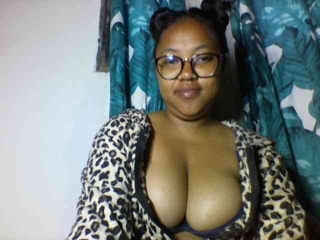Sheilkahsexy webcam
