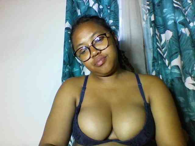 Sheilkahsexy webcam