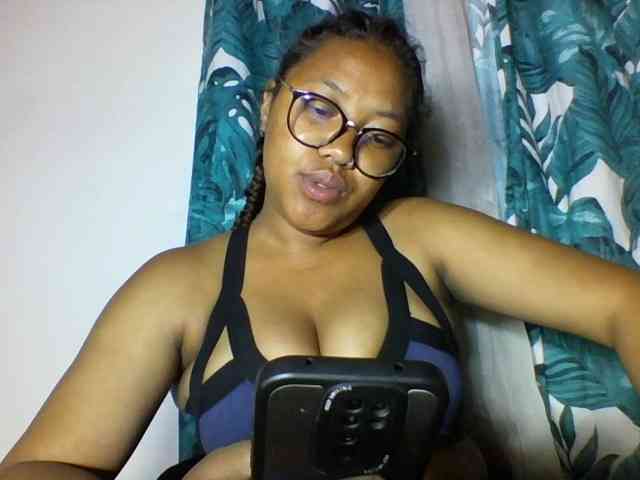 Sheilkahsexy webcam