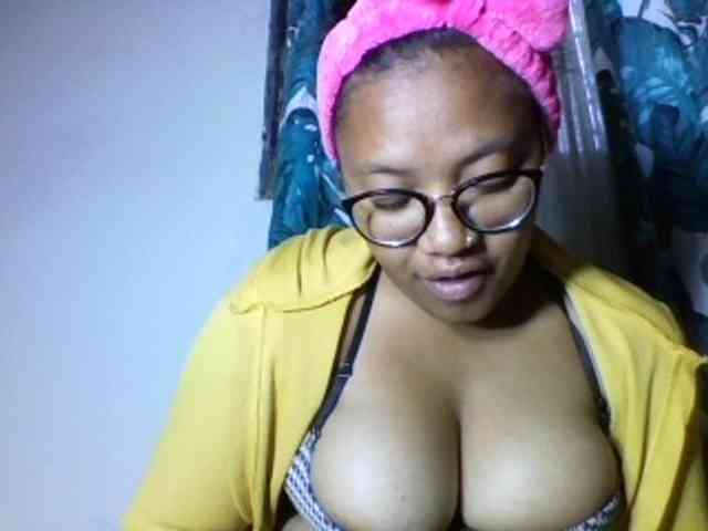 Sheilkahsexy webcam