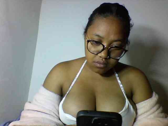 Sheilkahsexy webcam