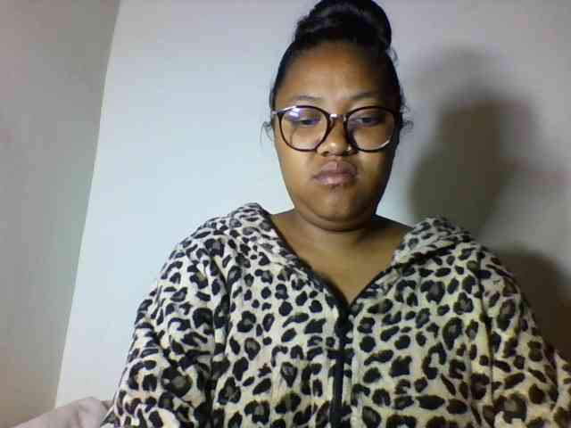 Sheilkahsexy webcam