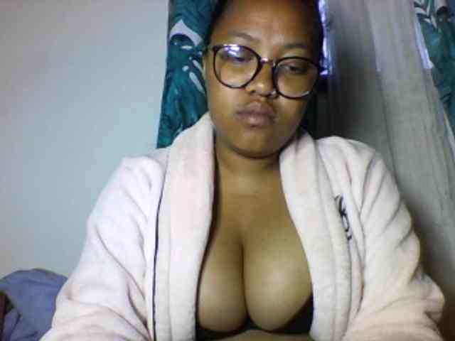 Sheilkahsexy webcam