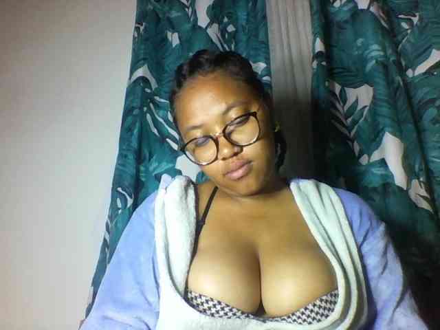 Sheilkahsexy webcam