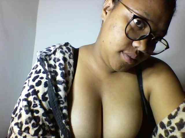 Sheilkahsexy webcam