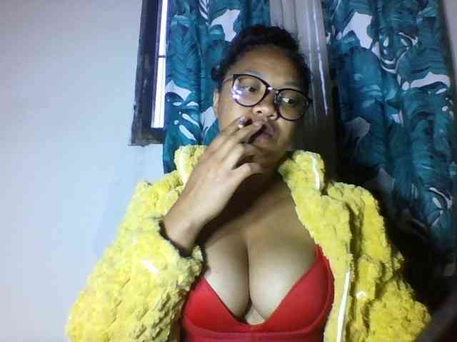 Sheilkahsexy webcam