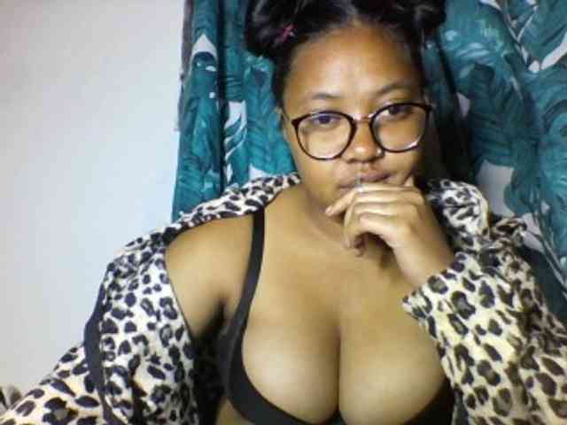 Sheilkahsexy webcam