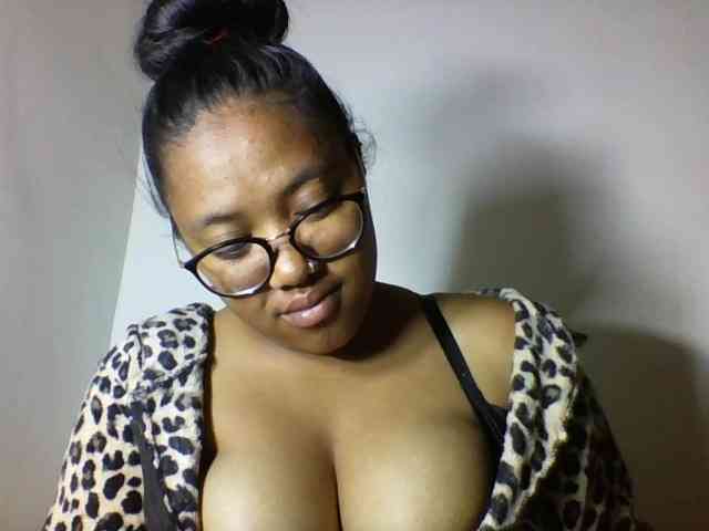 Sheilkahsexy webcam