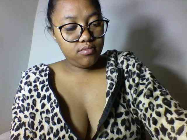 Sheilkahsexy webcam