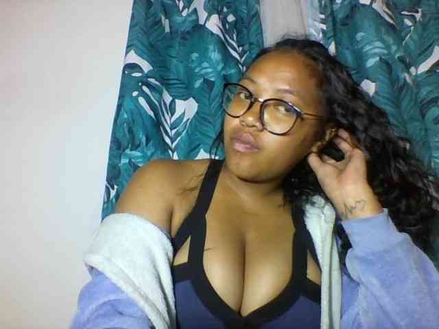 Sheilkahsexy webcam