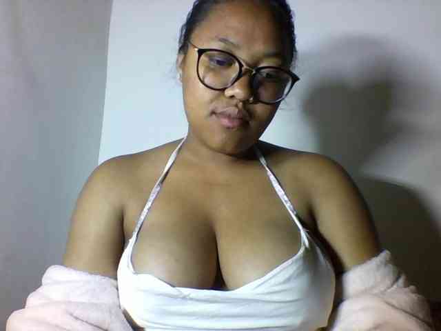 Sheilkahsexy webcam
