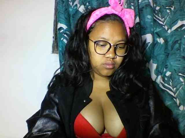 Sheilkahsexy webcam