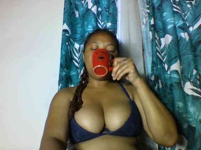 Sheilkahsexy webcam