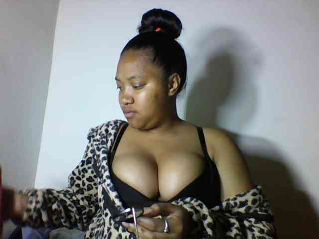Sheilkahsexy webcam