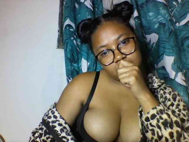 Sheilkahsexy webcam