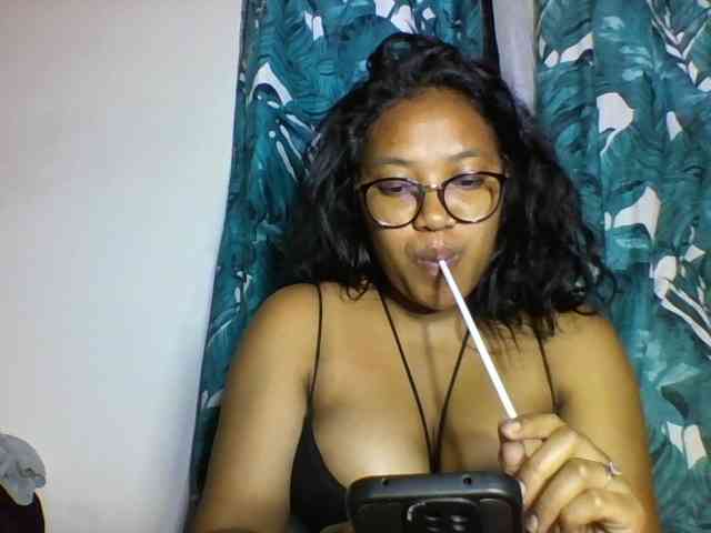 Sheilkahsexy webcam