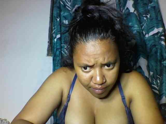 Sheilkahsexy webcam