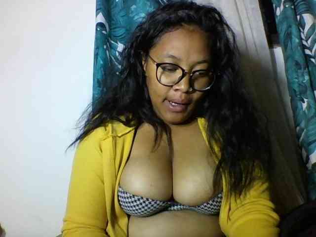 Sheilkahsexy webcam