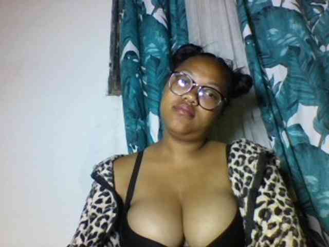 Sheilkahsexy webcam