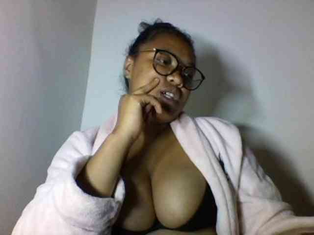 Sheilkahsexy webcam