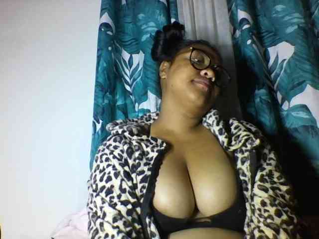 Sheilkahsexy webcam