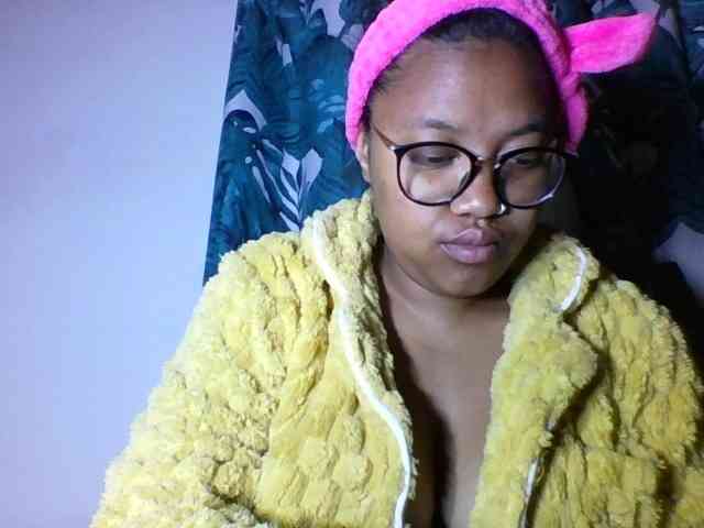 Sheilkahsexy webcam