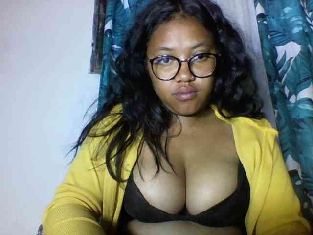 Sheilkahsexy webcam