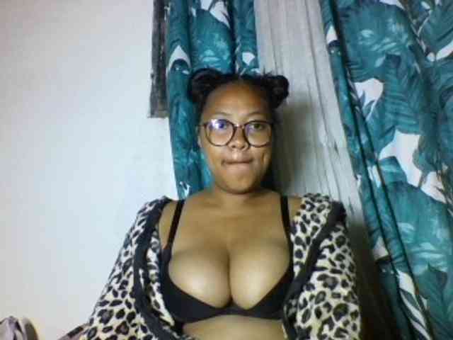 Sheilkahsexy webcam