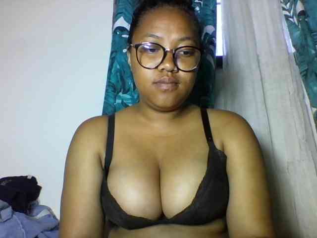 Sheilkahsexy webcam