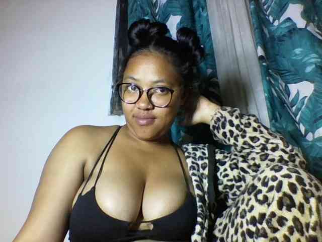 Sheilkahsexy webcam