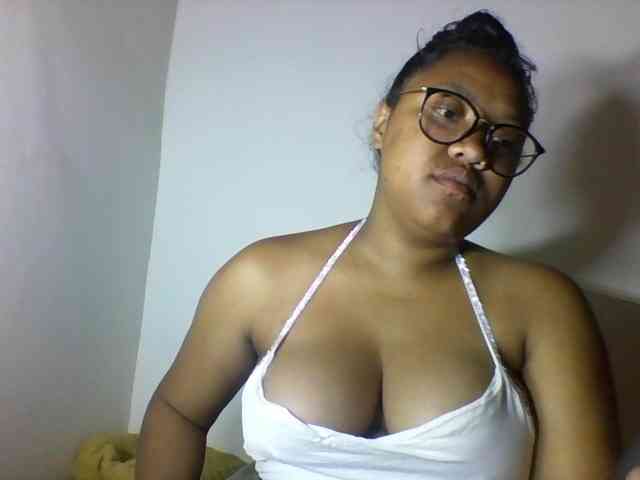Sheilkahsexy webcam