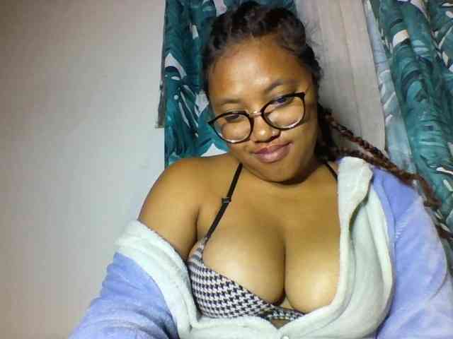 Sheilkahsexy webcam