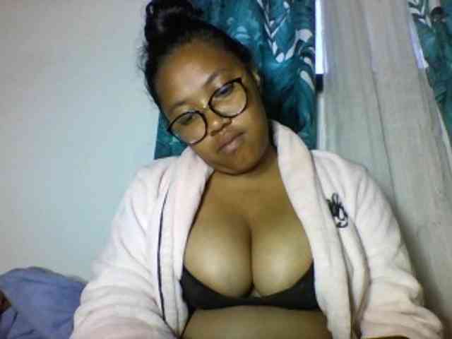 Sheilkahsexy webcam