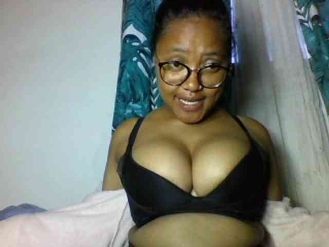 Sheilkahsexy webcam
