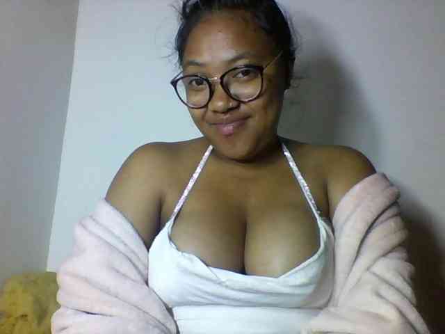 Sheilkahsexy webcam