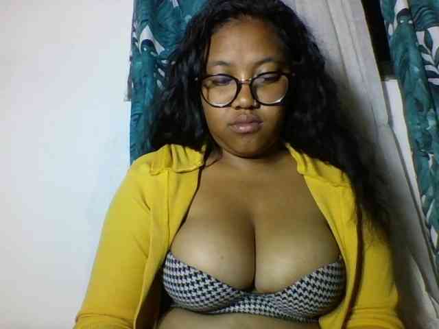 Sheilkahsexy webcam