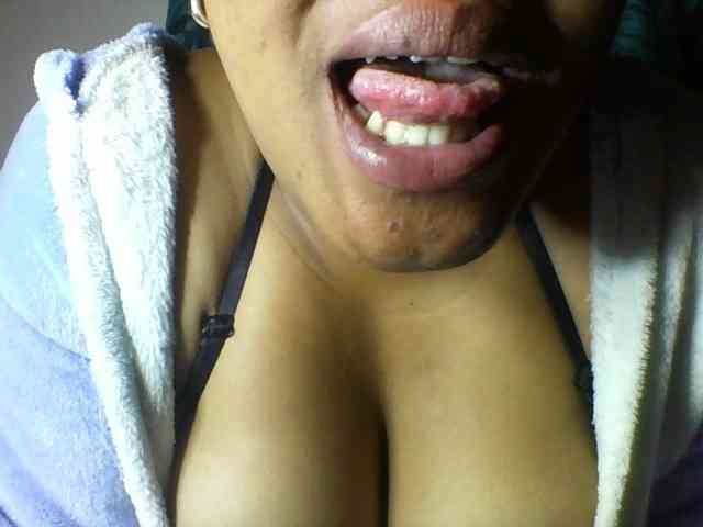 Sheilkahsexy webcam