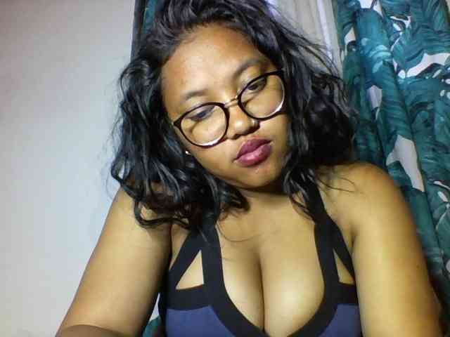 Sheilkahsexy webcam