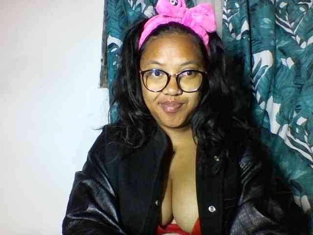 Sheilkahsexy webcam