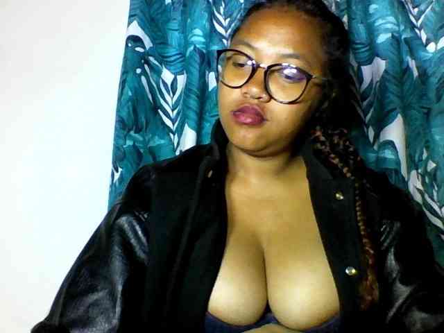 Sheilkahsexy webcam