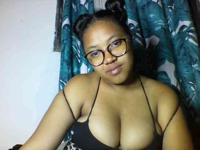 Sheilkahsexy webcam