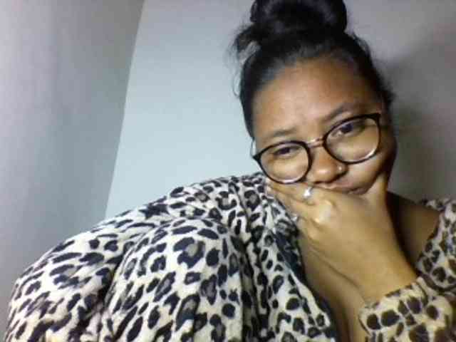 Sheilkahsexy webcam