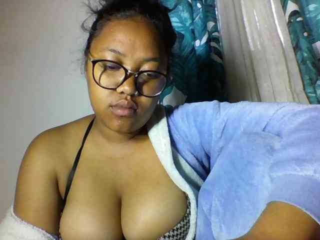 Sheilkahsexy webcam