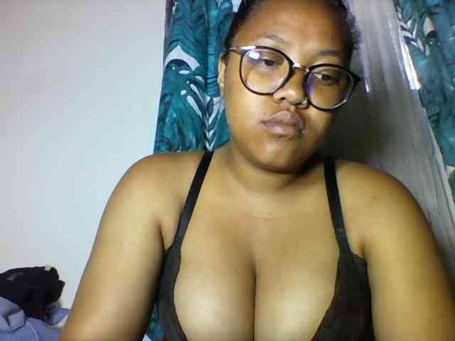 Sheilkahsexy webcam