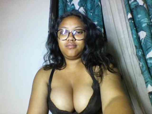 Sheilkahsexy webcam