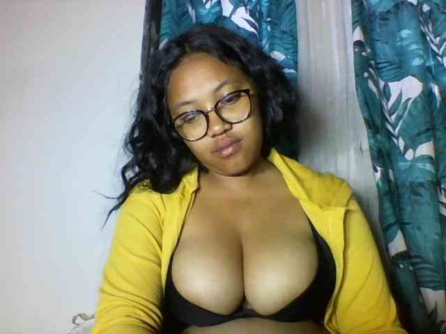 Sheilkahsexy webcam