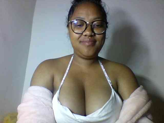 Sheilkahsexy webcam